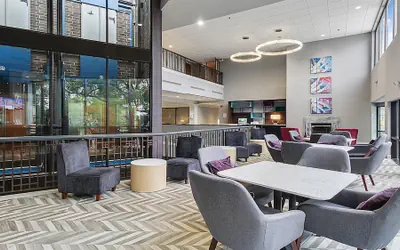 Holiday Inn Chicago Nw Crystal Lk Conv Ctr by IHG