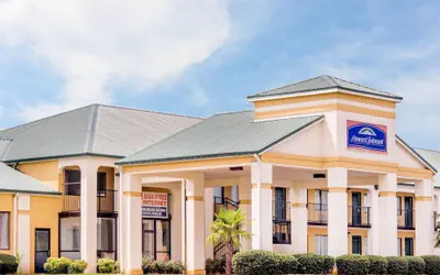 Howard Johnson by Wyndham Perry GA