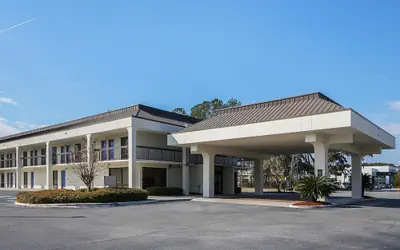 Motel 6 Savannah, GA - Midtown