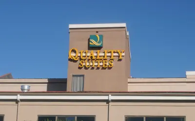 Quality Suites Morristown West