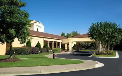 Sonesta Select Atlanta Airport North