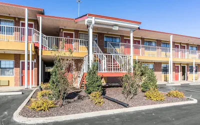 Rodeway Inn & Suites Smyrna - Nashville Area