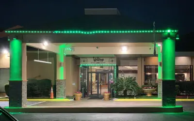 Quality Inn & Suites Pensacola Bayview