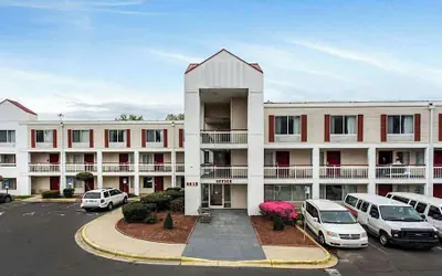 Studios & Suites 4 Less Charlotte