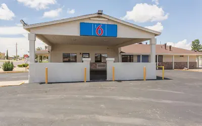Motel 6 Lordsburg, NM