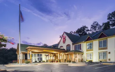 Red Roof Inn & Suites Stafford, VA - Quantico