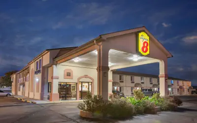 Super 8 by Wyndham Sallisaw