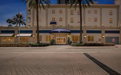 Hampton Inn & Suites St. Petersburg/Downtown