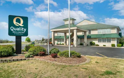 Quality Inn & Suites Manistique