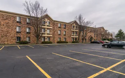 Motel 6 Libertyville, IL