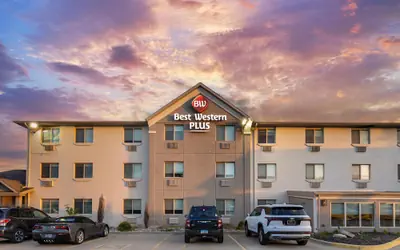 Best Western Plus Altoona Inn