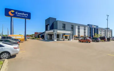 Comfort Inn & Suites Evansville Airport