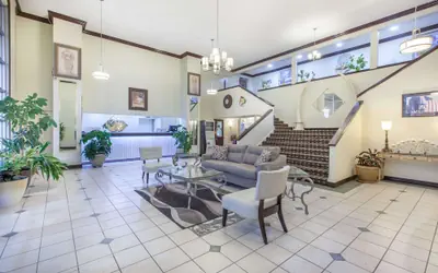 Super 8 by Wyndham Tyler TX