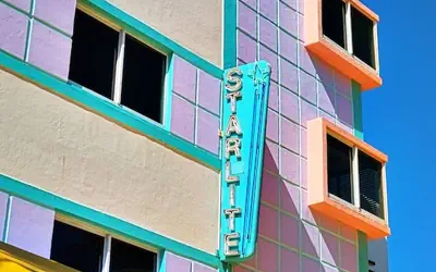 Starlite Hotel