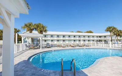 Destin Inn and Suites