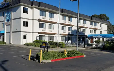 Days Inn by Wyndham Woodland