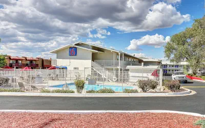 Motel 6 Santa Fe