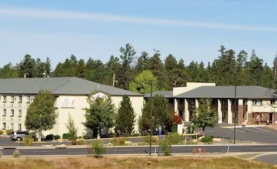 Red Feather Lodge