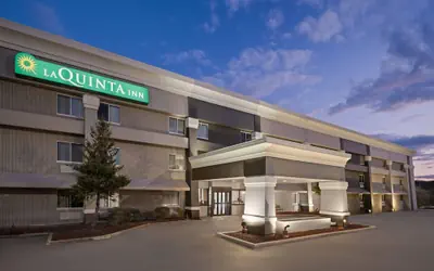 La Quinta Inn by Wyndham Milwaukee Airport / Oak Creek