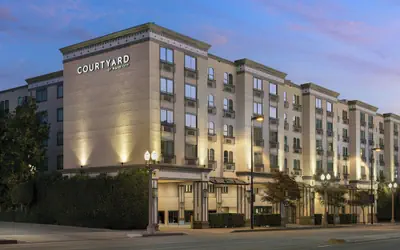 Courtyard by Marriott Pasadena/Old Town