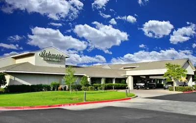 Ashmore Inn and Suites