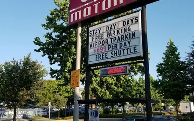 Sea-Tac Crest Motor Inn