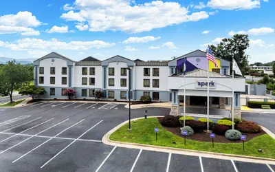 Spark by Hilton Waynesboro