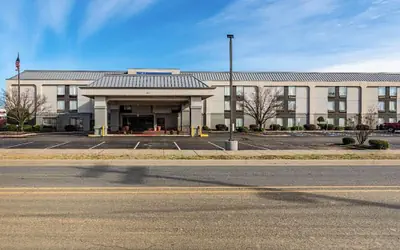 Wingate by Wyndham Conway AR