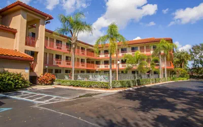 Inn of America - Palm Beach Gardens