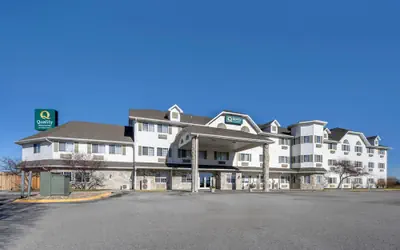 Quality Inn & Suites Lincoln North