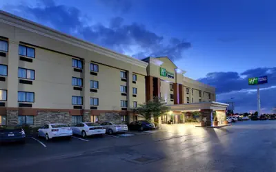 Holiday Inn Express Fort Campbell-Oak Grove by IHG