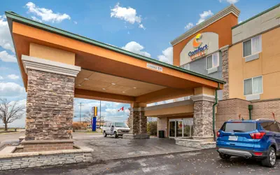 Comfort Suites Southgate-Detroit