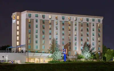 Comfort Inn & Suites Presidential - Downtown Little Rock