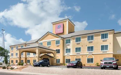 Comfort Suites Odessa near University