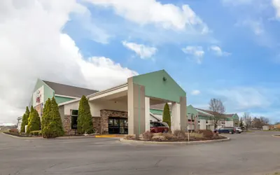 Syracuse Grand