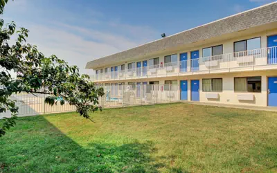 Motel 6 Wichita, KS