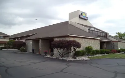 Days Inn by Wyndham Maumee/Toledo