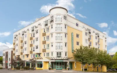 Mediterranean Inn