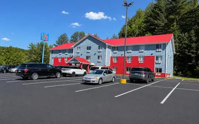 Motel 6 Morehead, KY