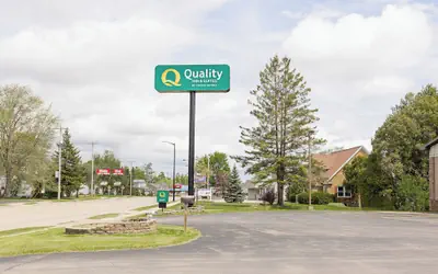 Quality Inn & Suites Marinette