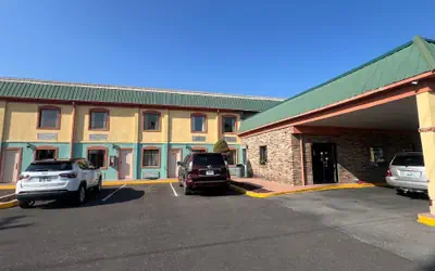 Quality Quarters Inn