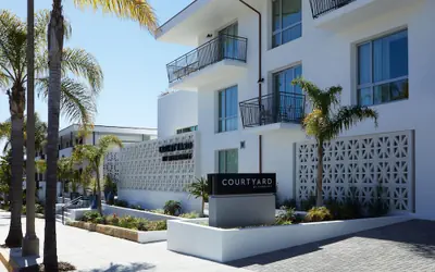 Courtyard by Marriott Santa Barbara Downtown