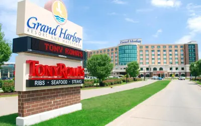 Grand Harbor Resort
