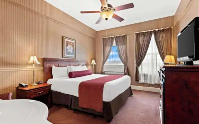 Genetti Hotel, SureStay Collection by Best Western