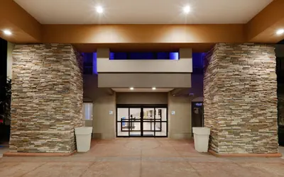 Holiday Inn Express Hotel & Suites Dallas - Duncanville by IHG
