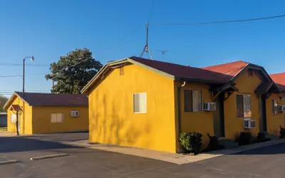 Oak Motel Modesto CA