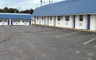 Motel 6 Sullivan, MO