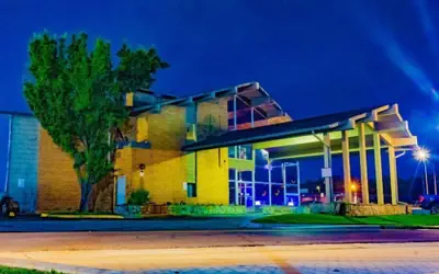 The District Hotel Club and Resorts