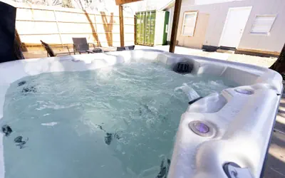 Rare Exclusive Retreat Private Hot Tub King Bed