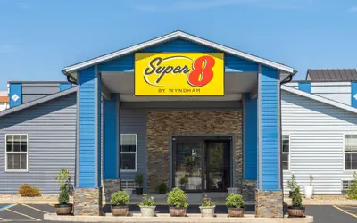 Super 8 by Wyndham Fort Wayne